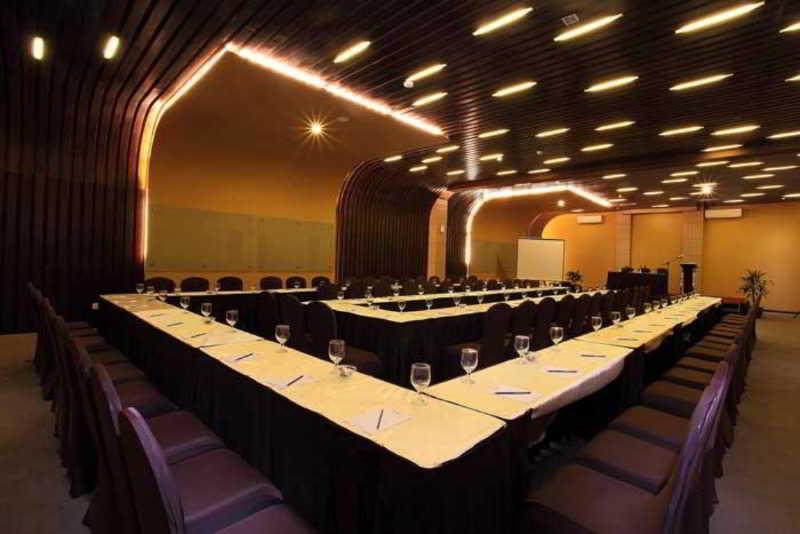 Tjokro Hotel Klaten Exterior foto