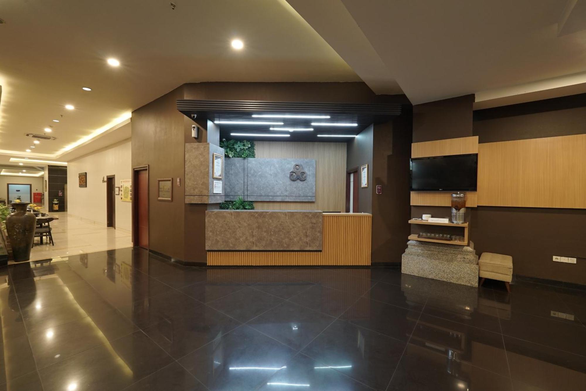Tjokro Hotel Klaten Exterior foto