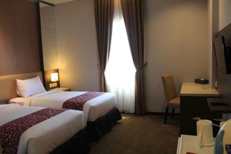Tjokro Hotel Klaten Exterior foto
