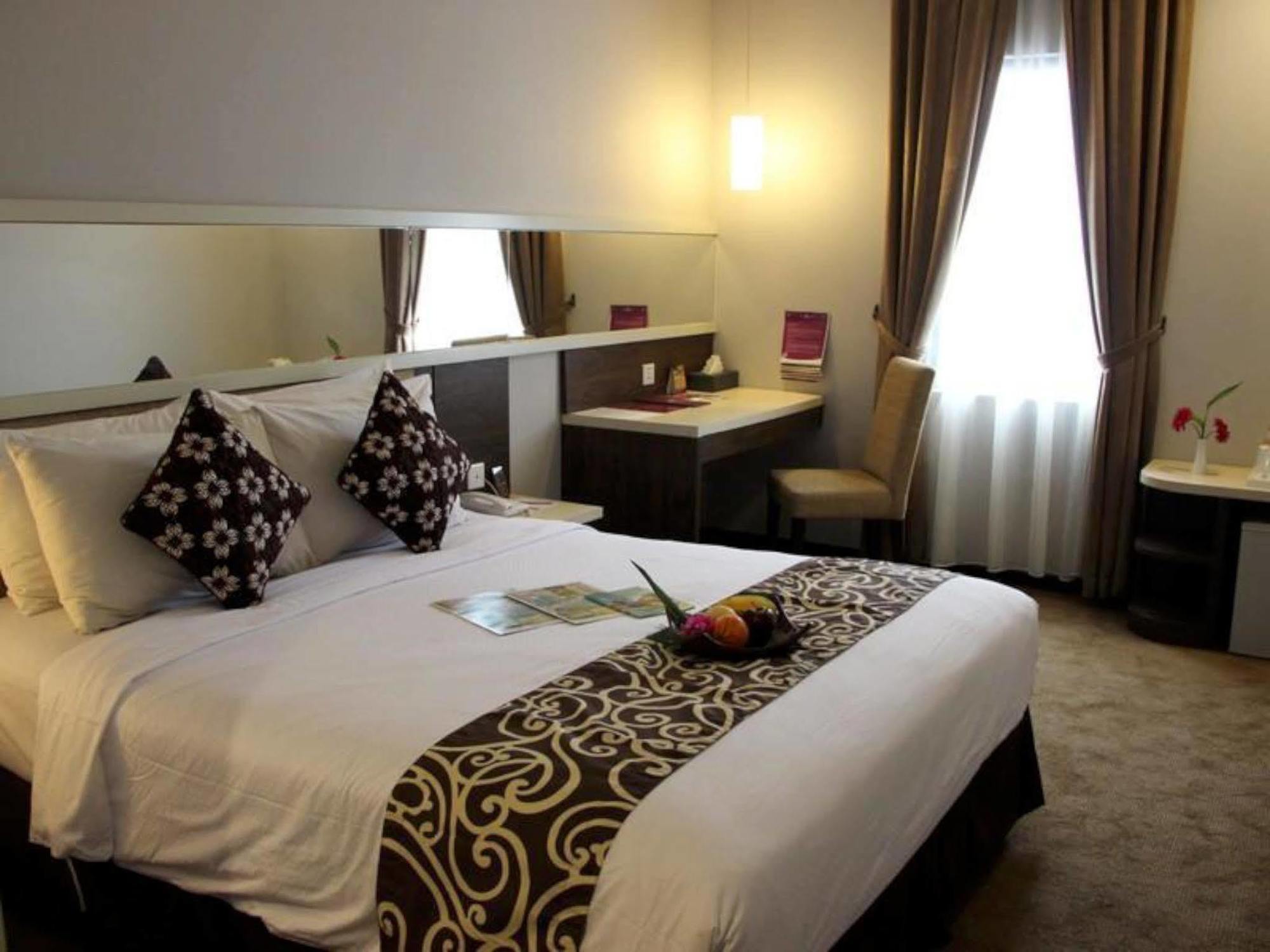 Tjokro Hotel Klaten Exterior foto