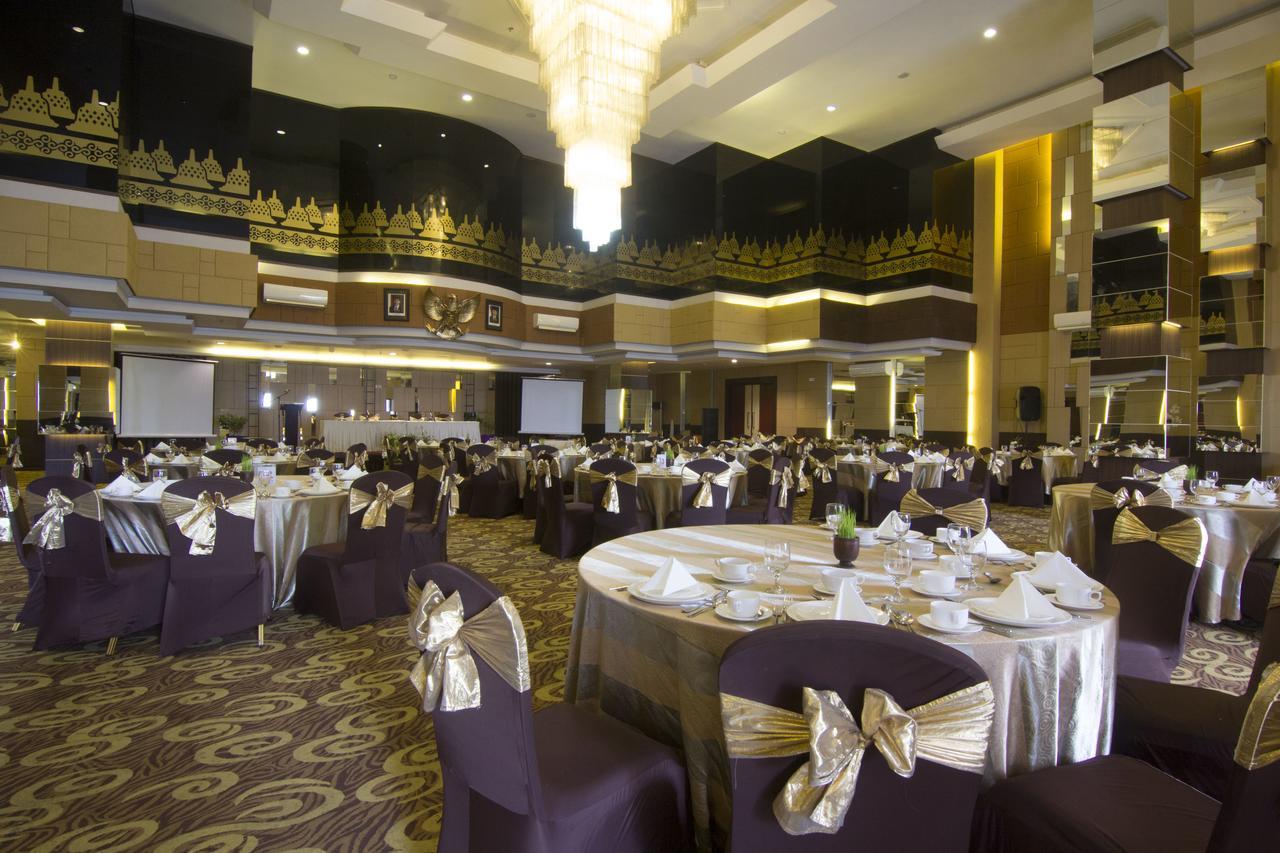Tjokro Hotel Klaten Exterior foto